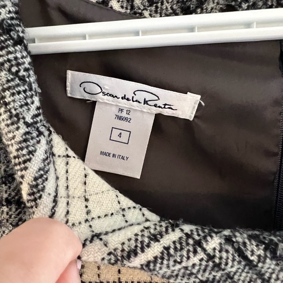 Authentic Oscar De la renta wool sleeveless dress - Picture 4 of 11